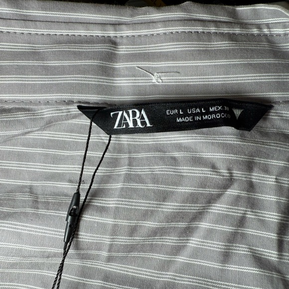 Zara Taupe & White Striped Button Up Twofer Oversized Blouse Large NWT - Picture 7 of 9